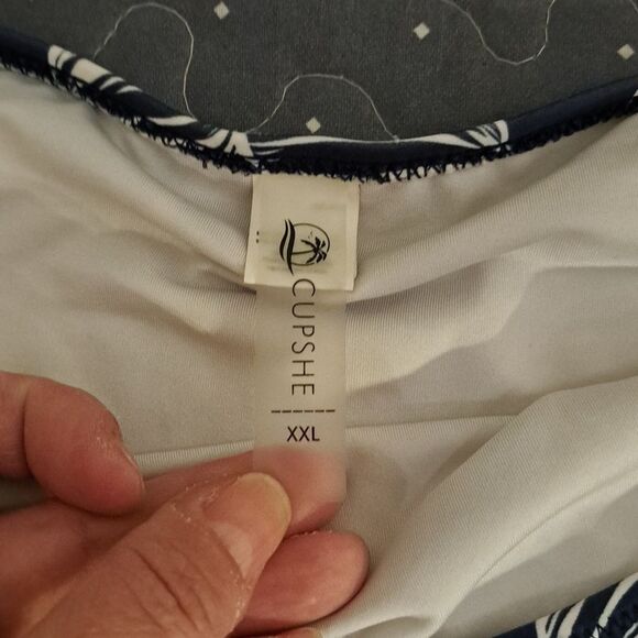 Cupshe Blue and white swim bottoms size XXL - Picture 2 of 3